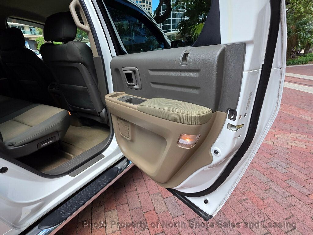 2006 Honda Ridgeline RT Automatic - 22923424 - 41