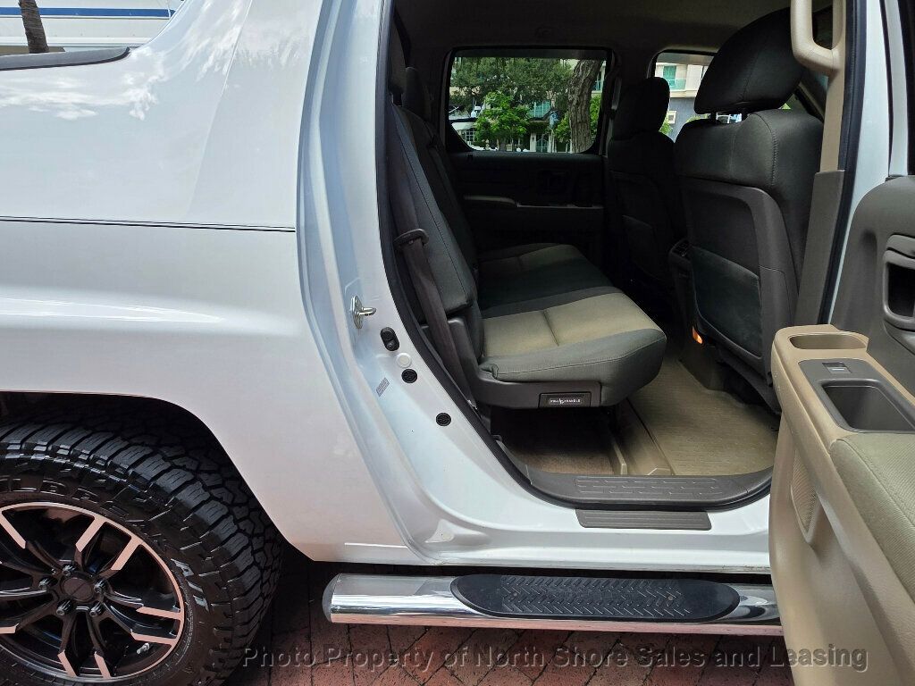 2006 Honda Ridgeline RT Automatic - 22923424 - 42