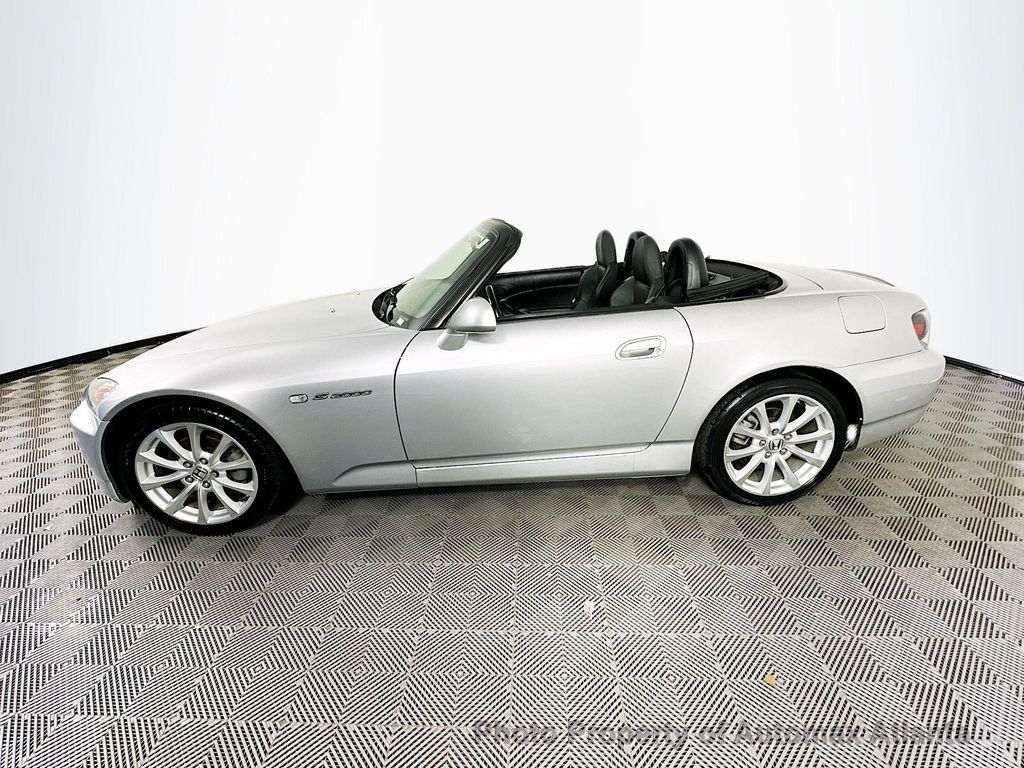 2006 HONDA S2000 Base (M6) - 22096352 - 7