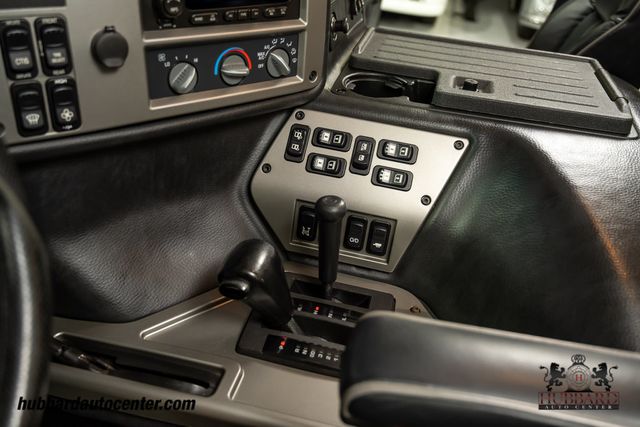 2006 HUMMER H1 4-Passenger Wagon - 22938171 - 19