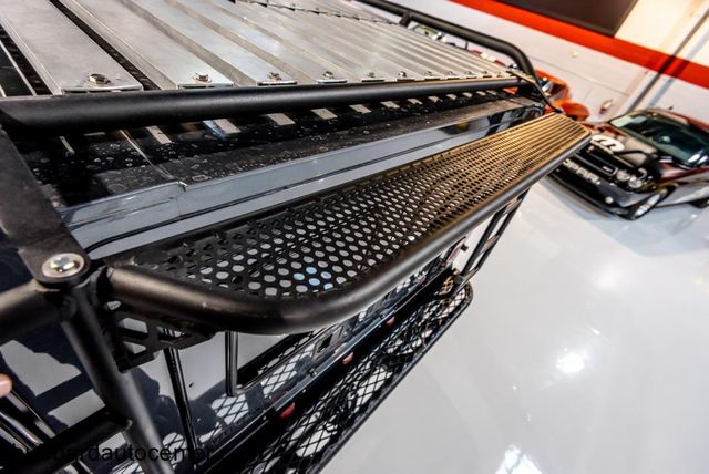 2006 HUMMER H1 4-Passenger Wagon Alpha - 12881578 - 42