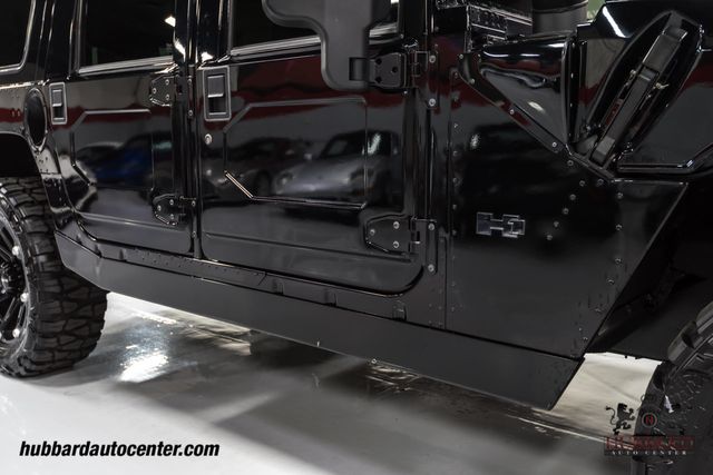 2006 HUMMER H1 Rare and hard to find black Alpha wagon - 9419362 - 21