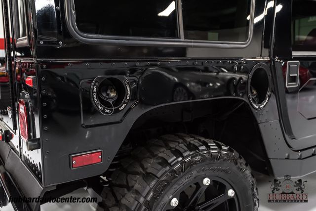 2006 HUMMER H1 Rare and hard to find black Alpha wagon - 9419362 - 27