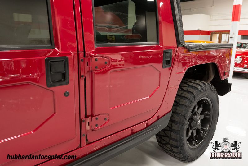 2006 HUMMER H1  We specialize in the nicest lowest mile H1's on the Planet!  - 15011478 - 30