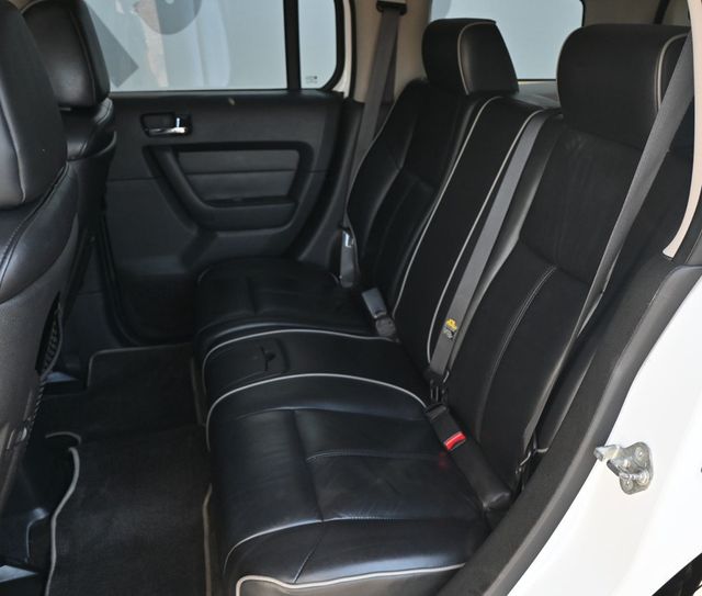 2006 HUMMER H3 4dr 4WD SUV - 23039172 - 11
