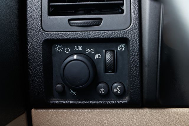 2006 HUMMER H3 4dr 4WD SUV - 22972657 - 44