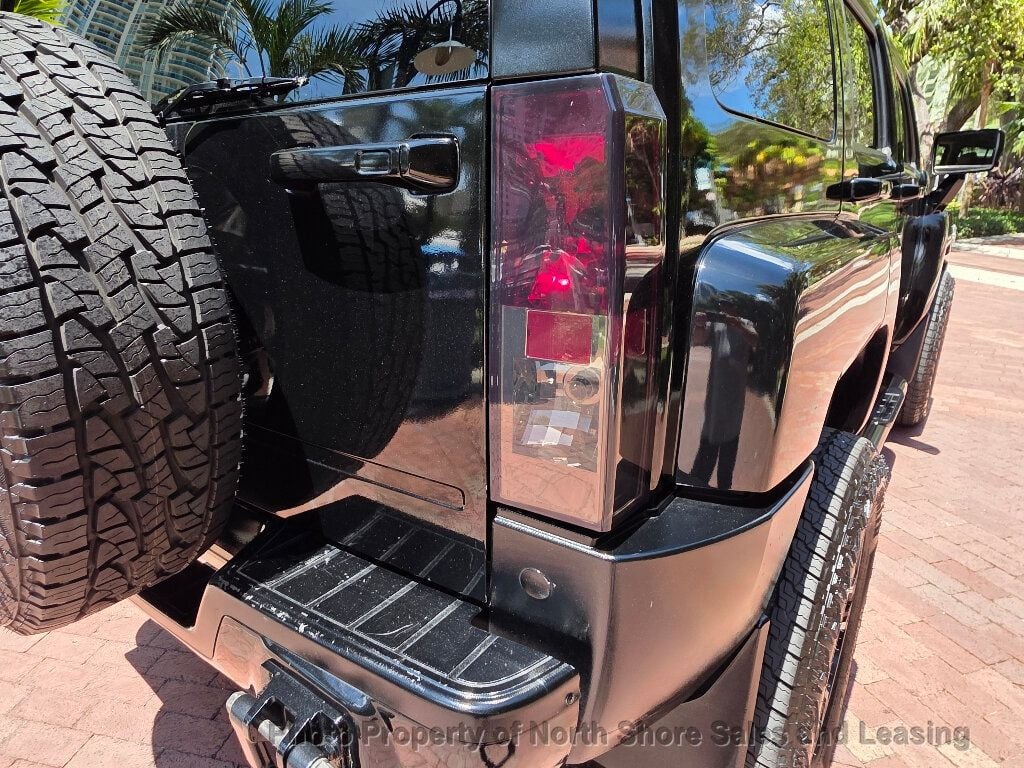2006 Hummer H3 SUV photo 26