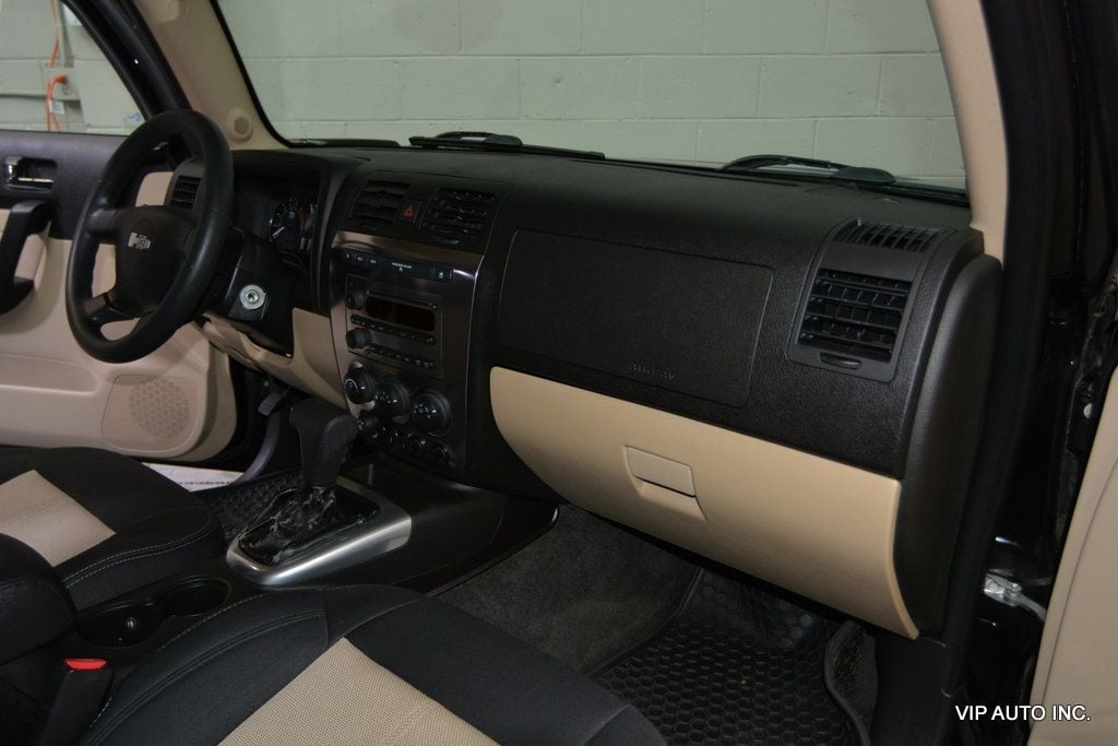 2006 HUMMER H3 4dr 4WD SUV - 22977740 - 11