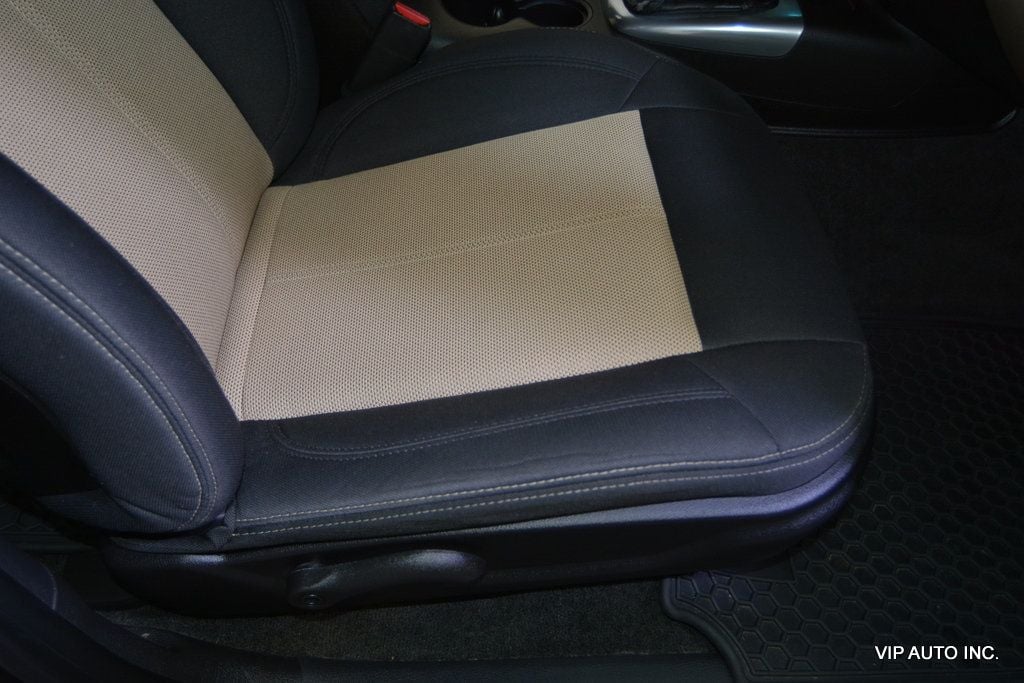 2006 HUMMER H3 4dr 4WD SUV - 22977740 - 17