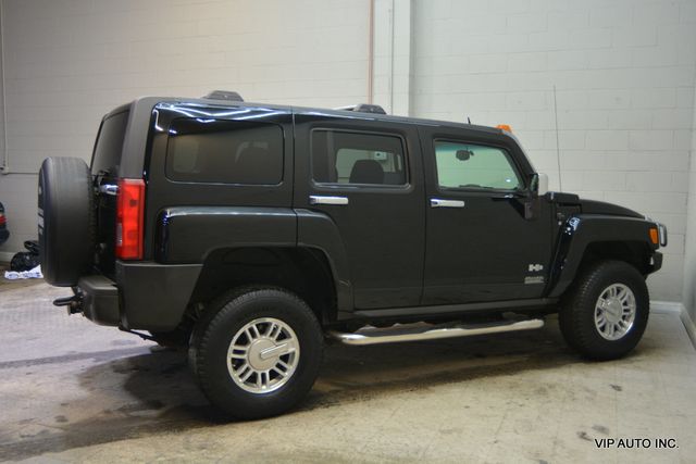 2006 HUMMER H3 4dr 4WD SUV - 22977740 - 30