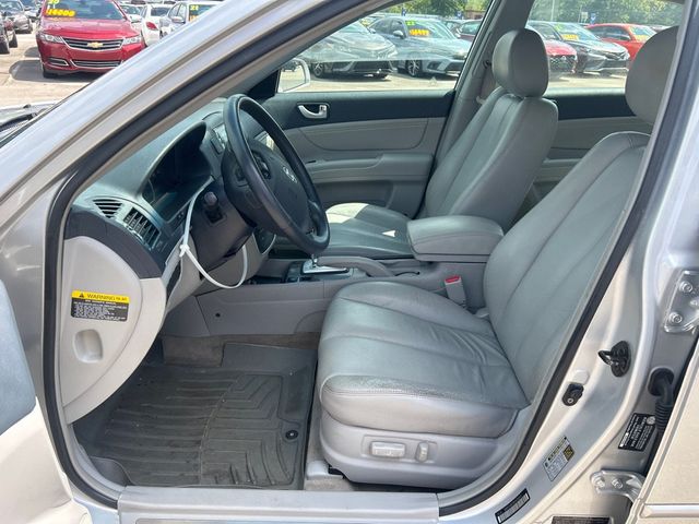 2006 Hyundai Sonata 4dr Sedan GLS V6 Automatic - 23083265 - 7