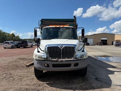 2006 INTERNATIONAL 4300