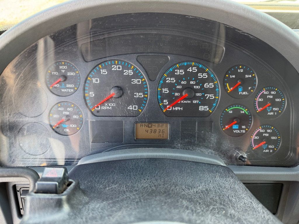 2006 International 4300 DuraStar 4300 photo 10