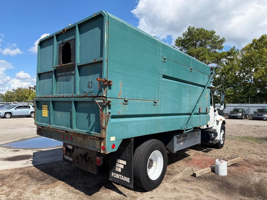 2006 International 4300 DuraStar 4300 photo 5