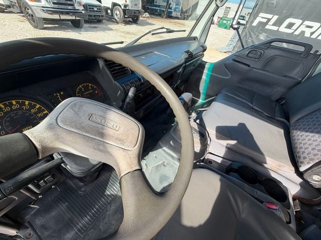 2006 Isuzu NPR Crew Cab Dump Truck Base Trim - 22982615 - 9