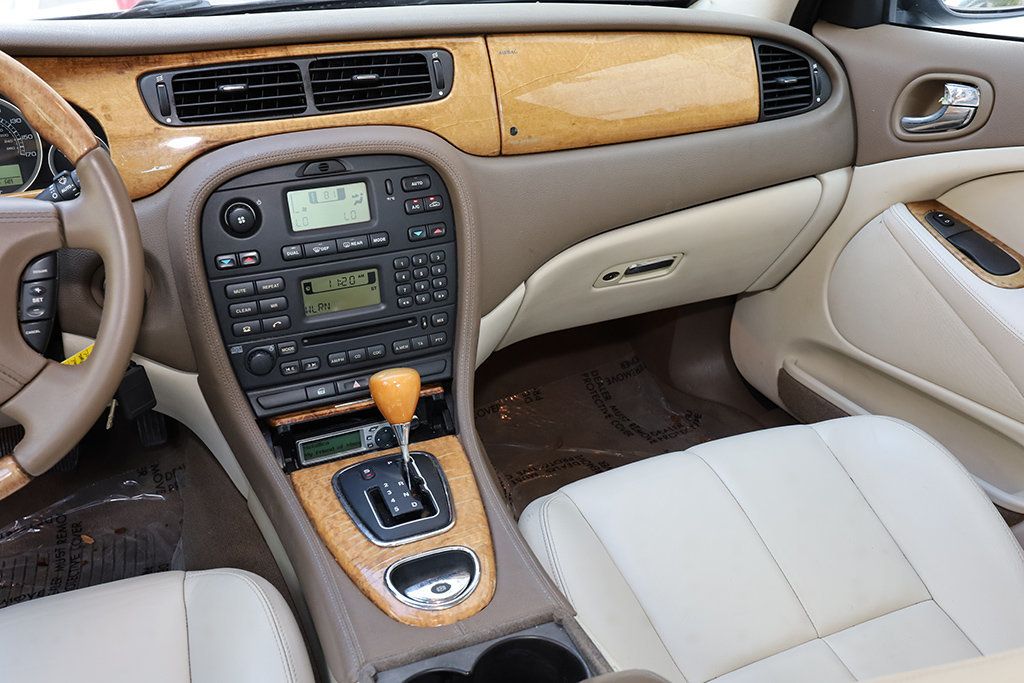 2006 Jaguar S-Type 4dr Sedan 3.0 - 22991968 - 37