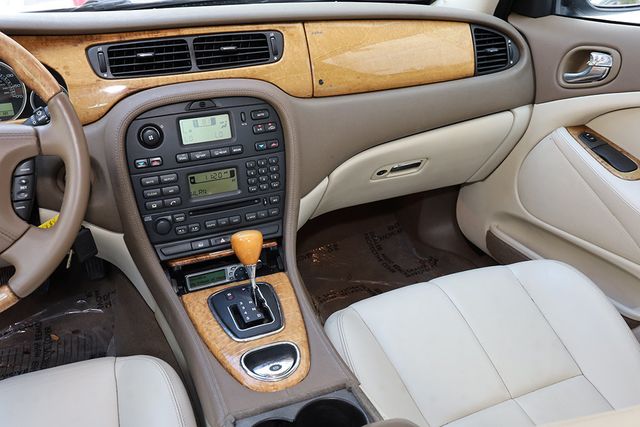 2006 Jaguar S-Type 4dr Sedan 3.0 - 22991968 - 37