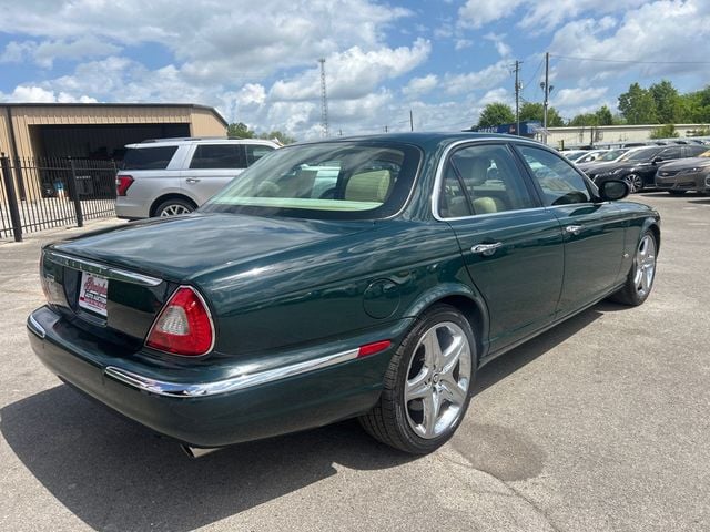 2006 Jaguar XJ 4dr Sedan XJ8 - 23014607 - 3