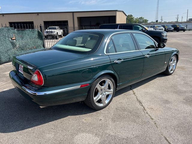 2006 Jaguar XJ 4dr Sedan XJ8 - 23074236 - 3