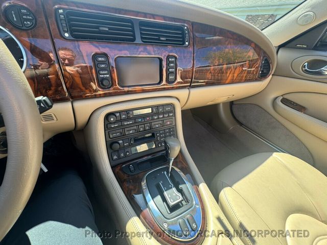 2006 Jaguar XK8 2dr Convertible XKR - 23018712 - 20