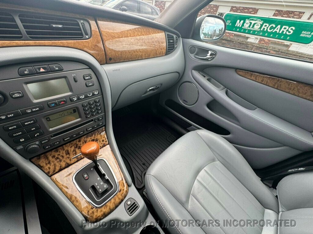 2006 Jaguar X-Type WHAT A GREAT FIND! ONLY 63K MILES!!  - 22828155 - 17