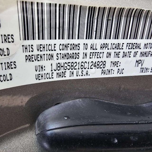 2006 Jeep Commander 4dr Limited 4WD - 22967416 - 10