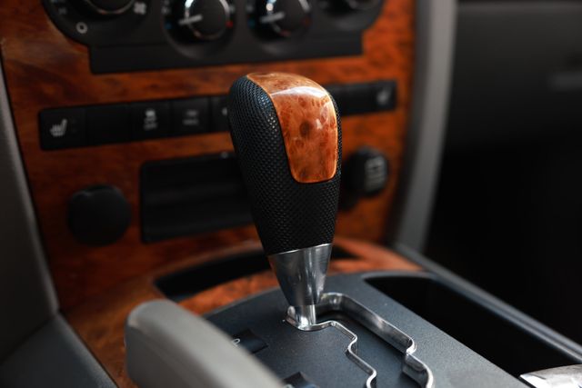 2006 Jeep Grand Cherokee Overland - Photo 39