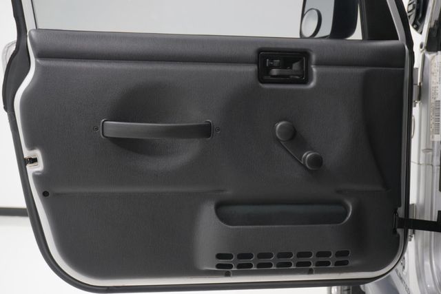 2006 Jeep Wrangler 2dr Unlimited LWB - 22961793 - 9