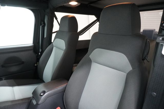 2006 Jeep Wrangler 2dr Unlimited LWB - 22994915 - 11