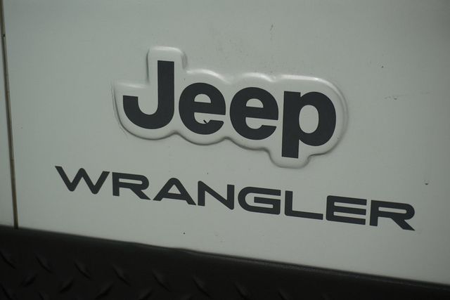 2006 Jeep Wrangler 2dr X - 22998469 - 9