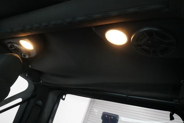 2006 Jeep Wrangler 2dr X - 22998469 - 16