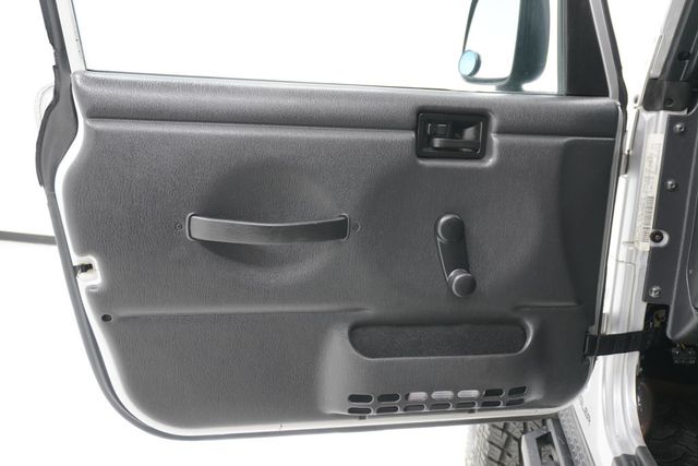 2006 Jeep Wrangler 2dr X - 22998469 - 17