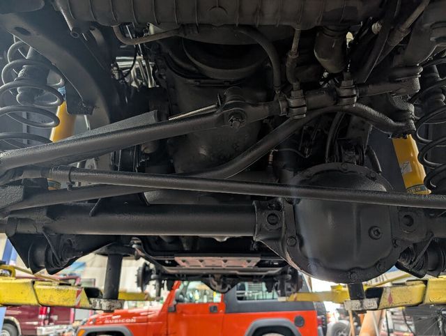 2006 Jeep Wrangler Final Year LJ 2 door Unlimited Hard top 4.0L 4x4 - 23005238 - 16