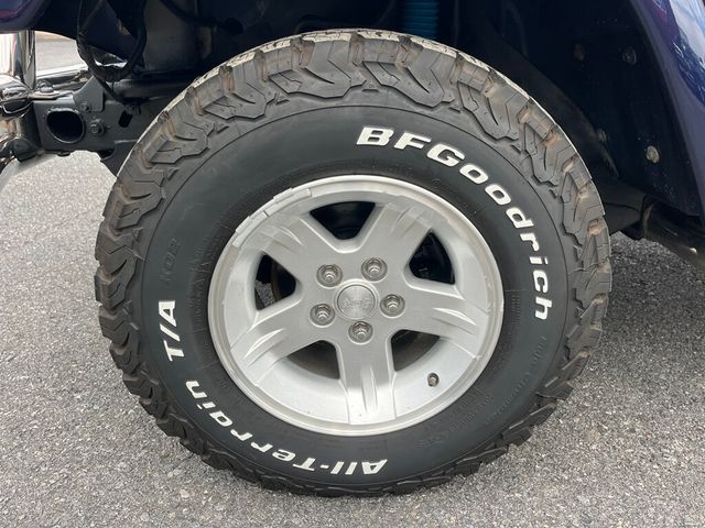 2006 Jeep Wrangler Final Year LJ 2 door Unlimited Hard top 4.0L 4x4 - 23005238 - 23