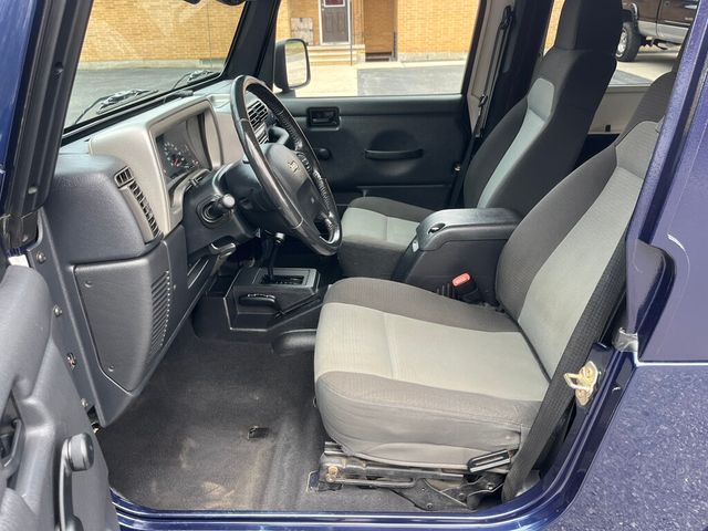 2006 Jeep Wrangler Final Year LJ 2 door Unlimited Hard top 4.0L 4x4 - 23005238 - 39