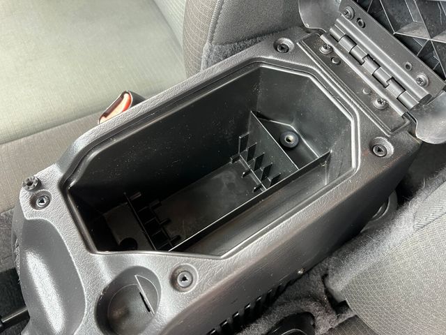 2006 Jeep Wrangler Final Year LJ 2 door Unlimited Hard top 4.0L 4x4 - 23005238 - 47