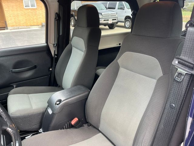 2006 Jeep Wrangler Final Year LJ 2 door Unlimited Hard top 4.0L 4x4 - 23005238 - 49