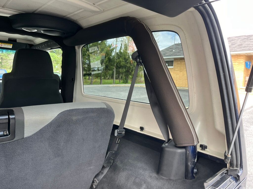 2006 Jeep Wrangler Final Year LJ 2 door Unlimited Hard top 4.0L 4x4 - 23005238 - 57