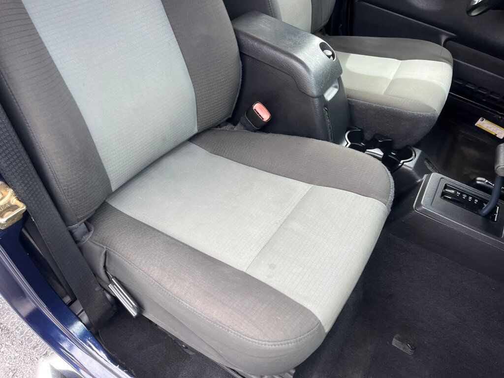 2006 Jeep Wrangler Final Year LJ 2 door Unlimited Hard top 4.0L 4x4 - 23005238 - 61