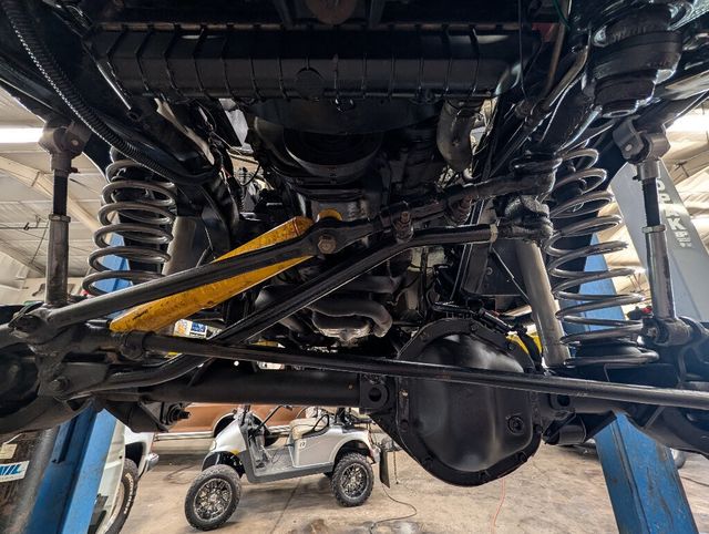 2006 Jeep Wrangler Final Year Rubicon Unlimited 6 speed Lifted  - 23072874 - 33