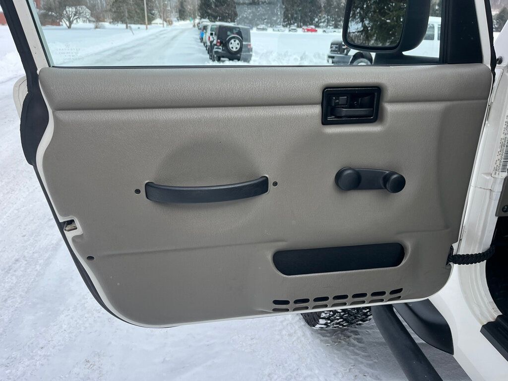 2006 Jeep Wrangler Lifted GOLDEN EAGLE 6-Speed 4x4 Convertible TJ - 22973170 - 33