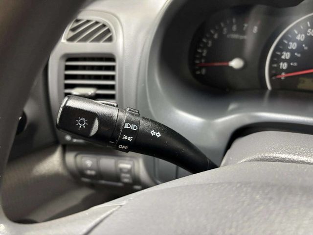 2006 Kia Sedona 4dr Automatic LX - 22957521 - 31