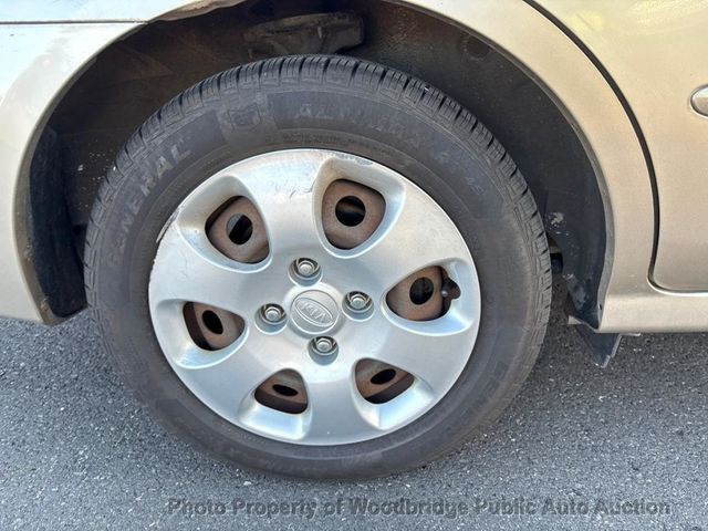 2006 Kia Spectra 4dr Sedan EX Automatic - 22973317 - 13