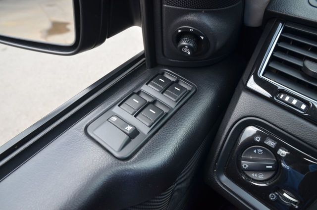 2006 Land Rover Range Rover Sport 4dr Wagon SC - 17695653 - 44