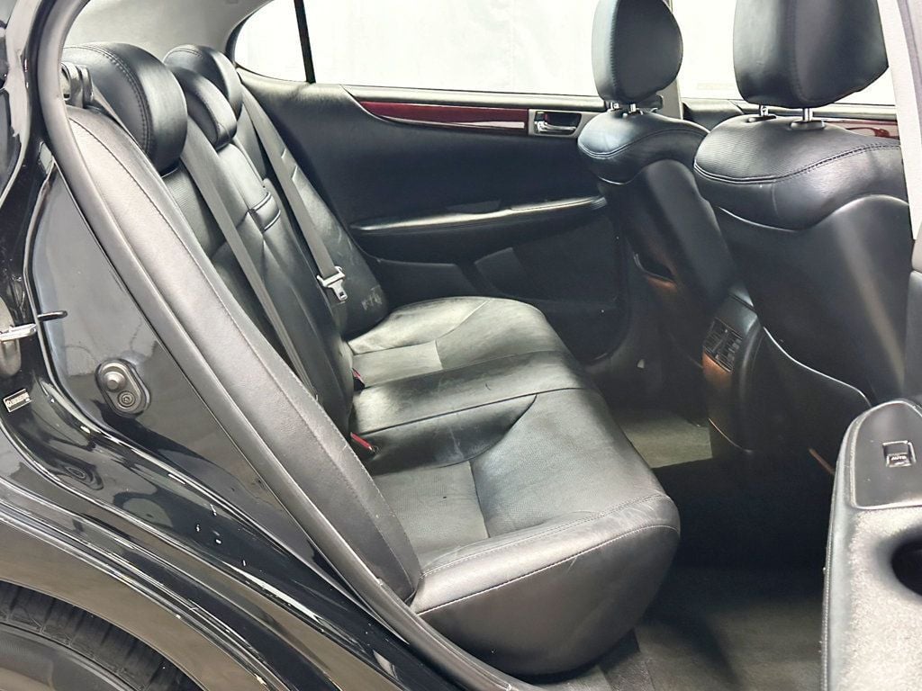 2006 Lexus ES 330 4dr Sedan - 23037049 - 18