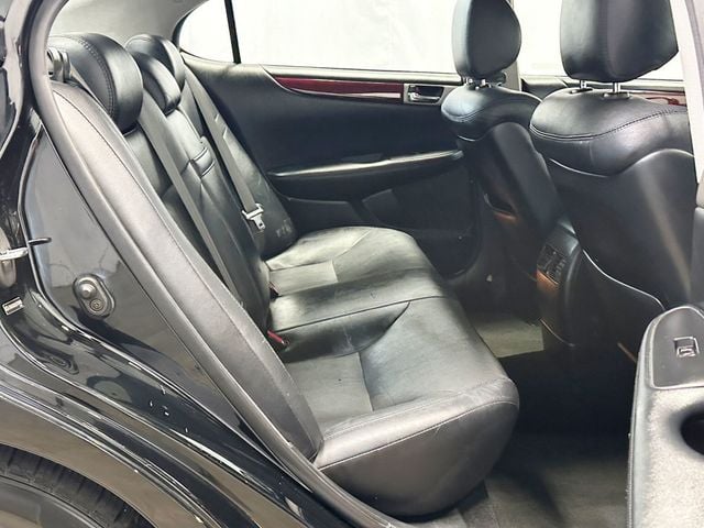 2006 Lexus ES 330 4dr Sedan - 23037049 - 18