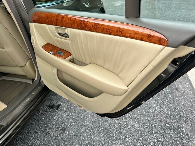 2006 Lexus LS 430 1-Owner Rust Free Garage Kept The Ultimate Road Car - 23035684 - 29