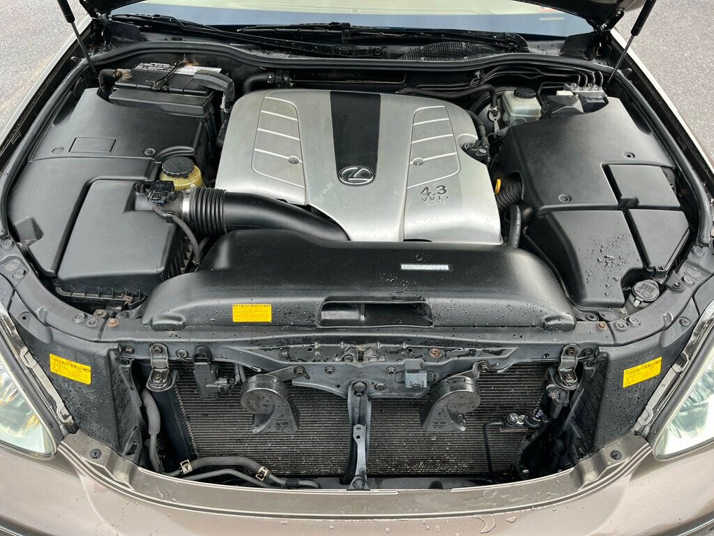 2006 Lexus LS 430 1-Owner Rust Free Garage Kept The Ultimate Road Car - 23035684 - 34