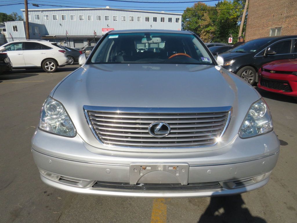 2006 Lexus LS 430 photo 2