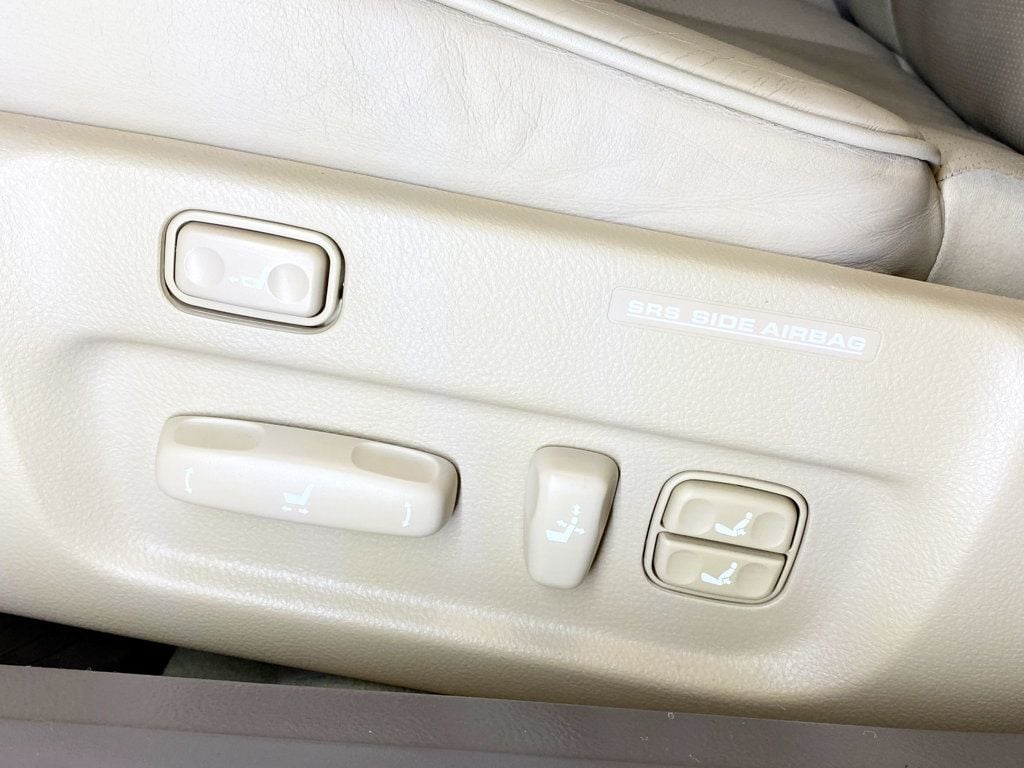 2006 Lexus LS 430 4dr Sedan - 22909741 - 17